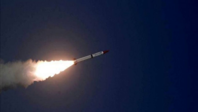 الحوثيون يعلنون استهداف قاعدة جوية إسرائيلية بصاروخ فرط صوتي 10