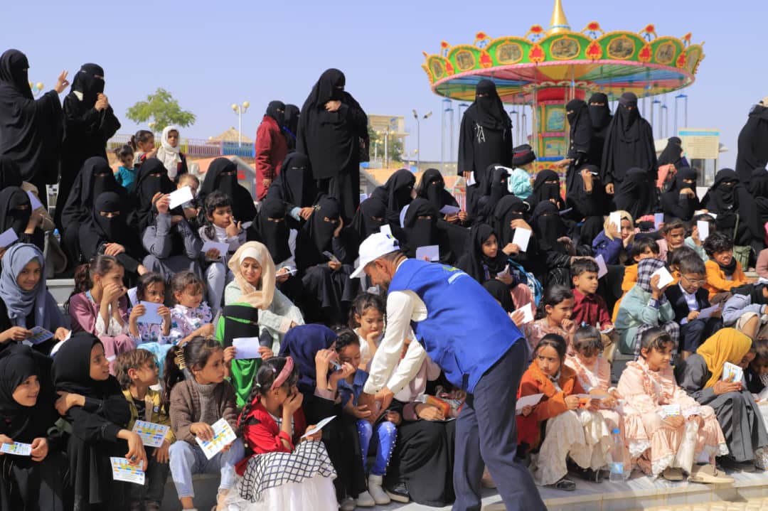 شبكة النماء اليمنية تنظم يوماً ترفيهياً للأطفال المكفولين في حديقة “جرين سيتي” بدعم من مؤسسة صلة بمارب