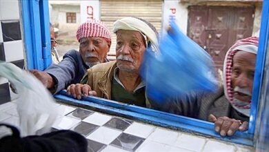نصف اليمنيين مهددون بالانهيار المعيشي في 2025 10