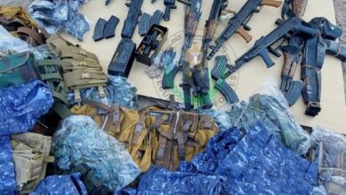 ضبط شحنة أسلحة مهربة في يافع قادمة من مناطق الحوثيين 7