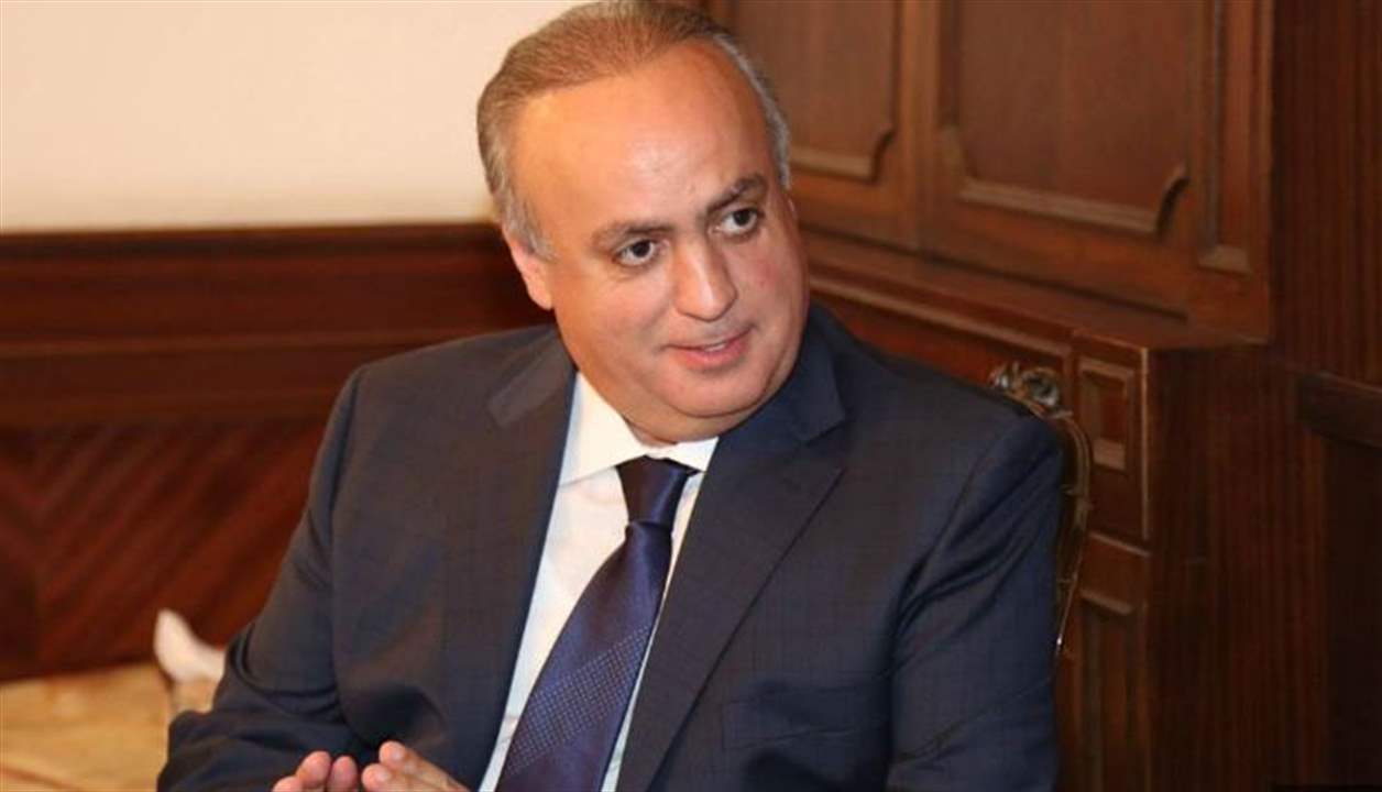 وزير لبناني يوجه نصيحة للحوثيين بشأن الحرب في اليمن