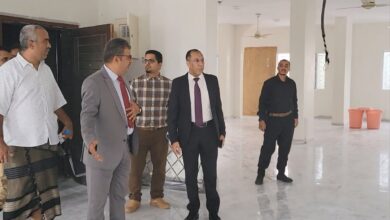 وزير الصناعة يطّلع على تجهيزات المبنى الجديد لديوان هيئة المواصفات في عدن 2