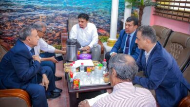 وزير الدولة محافظ العاصمة عدن يناقش مع رئيس جامعة عدن جملة من القضايا الأكاديمية 1