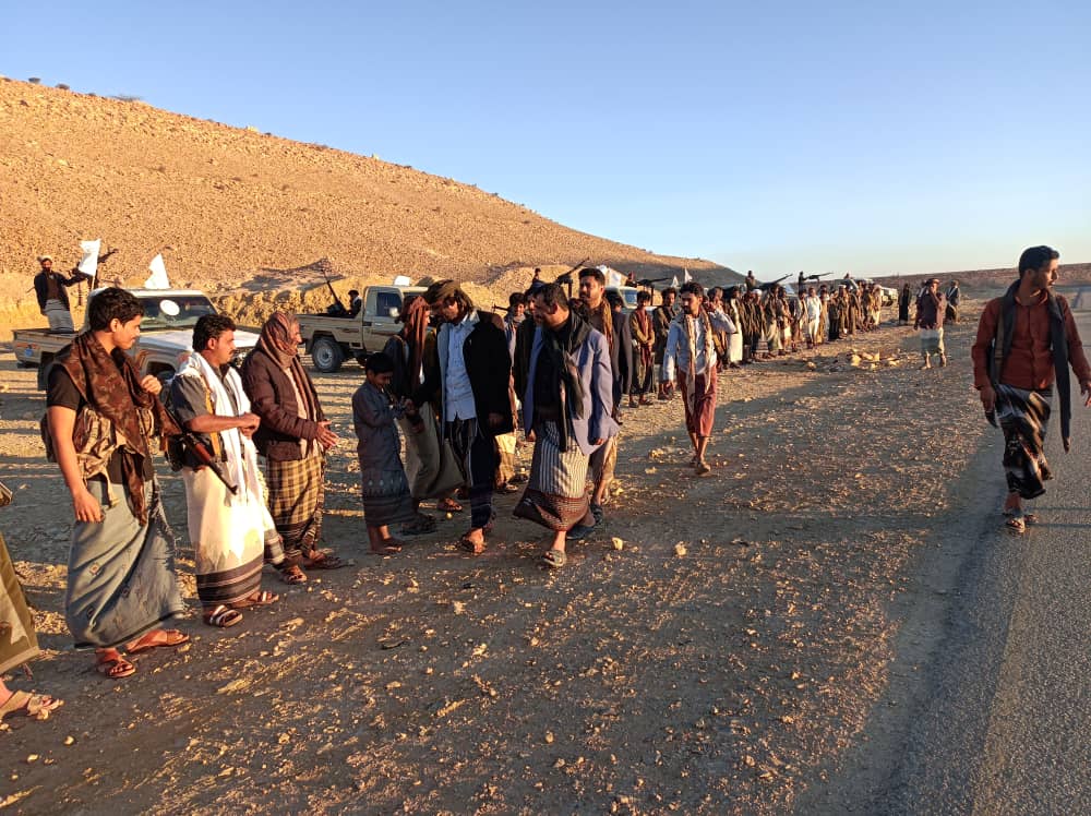 رئيس حلف قبائل حضرموت يزور المرابطين في نقطة غرب العليب