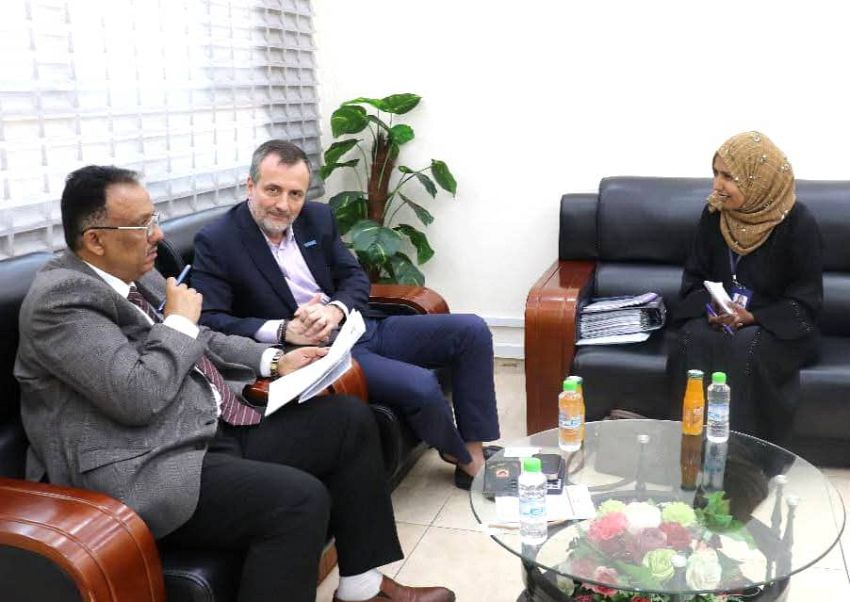 رئيس مصلحة الجمارك يبحث تعزيز التعاون مع المفوضية السامية لتسهيل الإعفاءات الجمركية