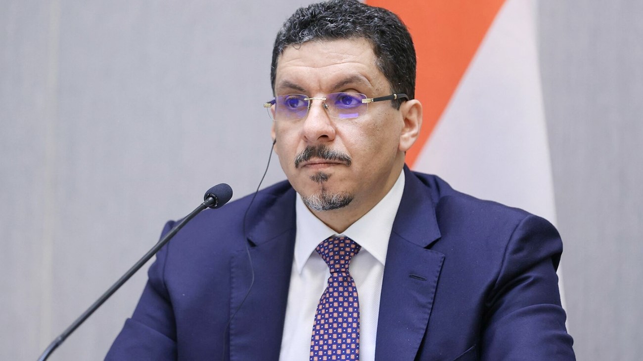 في خطوة مفاجئة… رئيس الوزراء أحمد بن مبارك يقدم استقالته ويوضح الأسباب