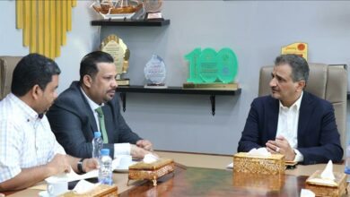 السلطة المحلية بعدن توقّع عقد مشروع إنشاء خط رئيسي للصرف الصحي مع المؤسسة الاقتصادية اليمنية 10