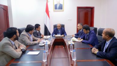 رئيس الوزراء يترأس اجتماعاً حكومياً لمتابعة إجراءات حل مشكلة انقطاعات الكهرباء وتخفيف معاناة المواطنين 2