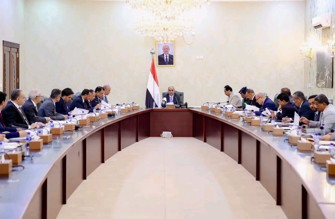 مجلس الوزراء يجري تقييماً شاملاً للإجراءات المتخذة للرقابة على الأسعار وتخفيضها بما يتناسب مع تحسن سعر الصرف