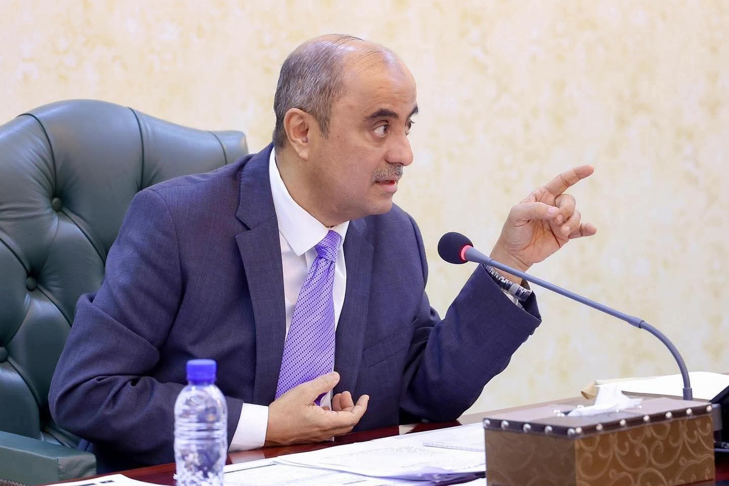 رئيس الوزراء يشيد بتخفيض أسعار الوقود ويؤكد ضرورة انعكاسه على حياة المواطنين