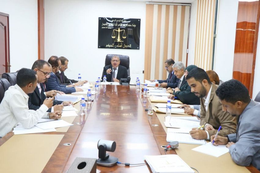 مجلس القضاء الأعلى يناقش قضايا حساسة ويعقد اجتماعه الدوري في عدن
