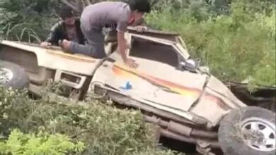 تعز: مصرع أربعة من أسرة واحدة بحادث انقلاب سيارة 3