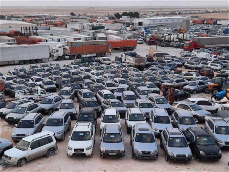 مصلحة الجمارك تنفي شائعات رفع سعر الجمركي وتوضح أسباب تأخر الشاحنات