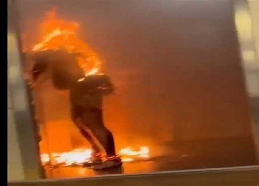 مأساة في عدن.. جندي يشعل النار في جسده بسبب الجوع وتأخر الرواتب
