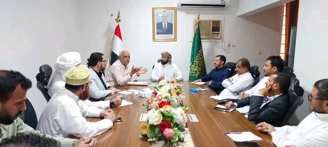 اجتماع يناقش ترتيبات الإسكان والإعاشة واللياقة الطبية لموسم الحج للعام 1447هـ