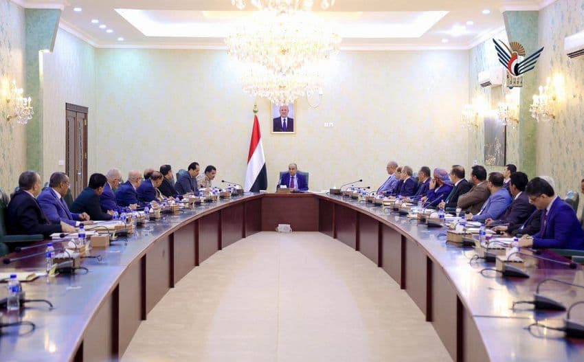 مصادر: إجراءات حكومية وشيكة تعيد الاستقرار المالي