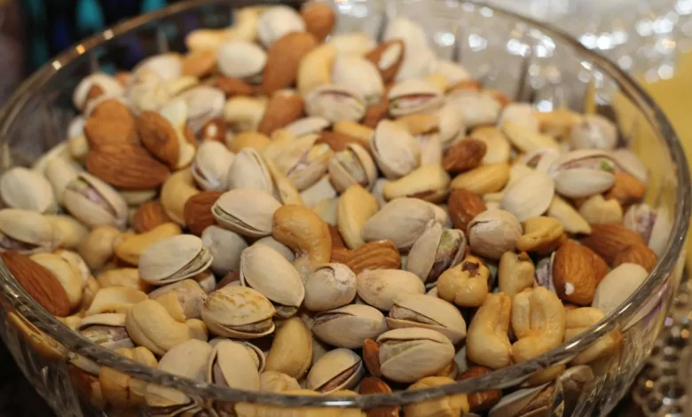 سلاح طبيعي ضد الوجبات السريعة.. دراسة تكشف قوة المكسرات في ضبط الشهية 5