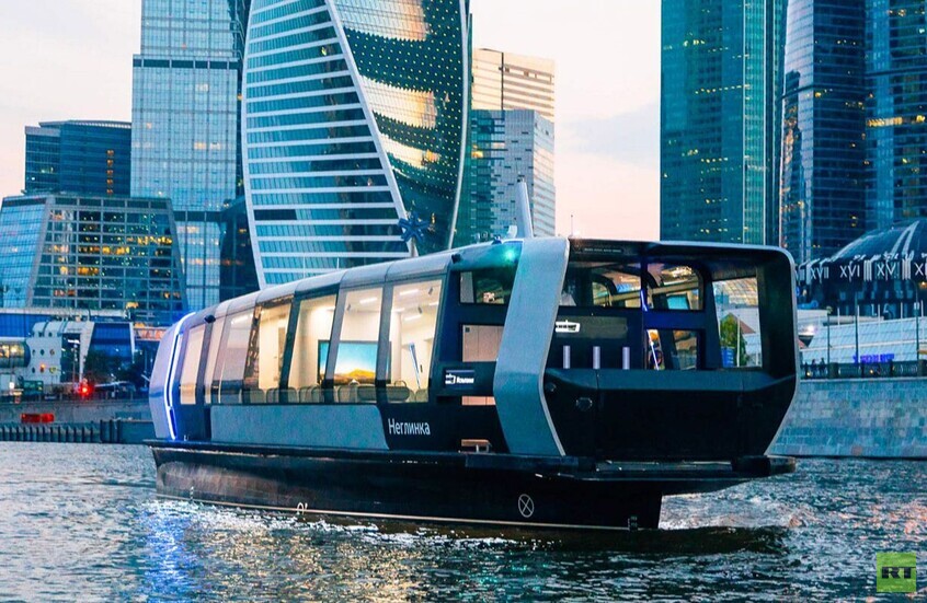 من الشوارع إلى الأنهار: موسكو تُحدث ثورة في النقل الكهربائي 1