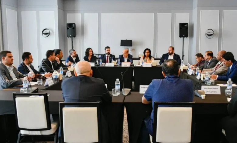 تأجيل مفاجئ لجولة مفاوضات الأسرى اليمنيين في مسقط رغم اكتمال وصول الوفود