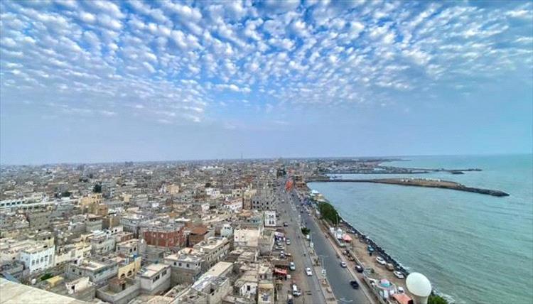 هزة أرضية خفيفة تثير قلق سكان الحديدة دون تسجيل أضرار