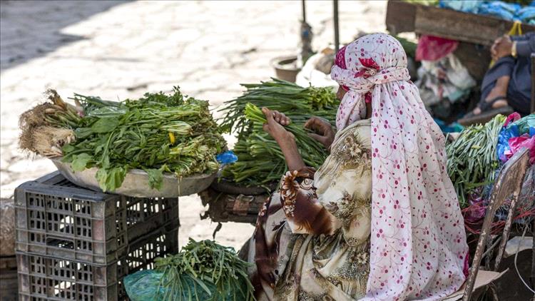 “جرامين يمن”.. مبادرة تكسر دائرة الفقر وتفتح أبواب الأمل لآلاف الأسر