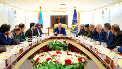 الزبيدي يجتمع بقيادات المجلس الانتقالي في عدن ويكشف خطوات عاجلة 2