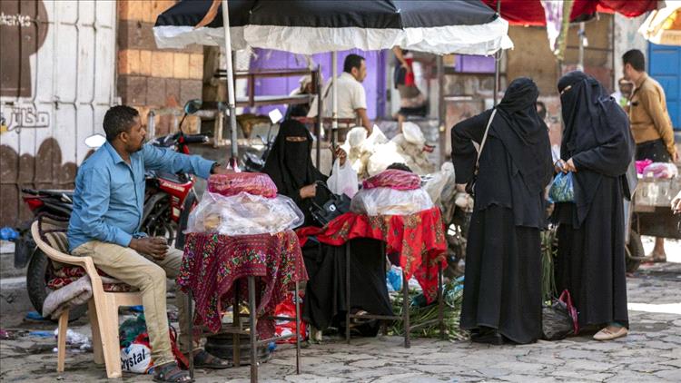 أزمة خانقة تضرب الأسواق اليمنية مع تراجع الواردات وارتفاع الأسعار «تقرير» 1
