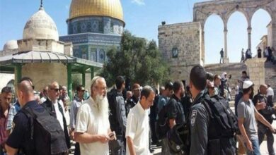 حماية مشددة وطقوس استفزازية.. عشرات المستعمرين يقتحمون الأقصى 2