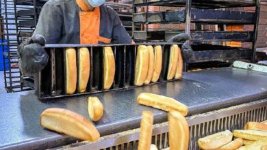 بعد أيام من المعاناة.. اتفاق ينهي أزمة خبز «الروتي» ويعيد فتح أفران عدن 2