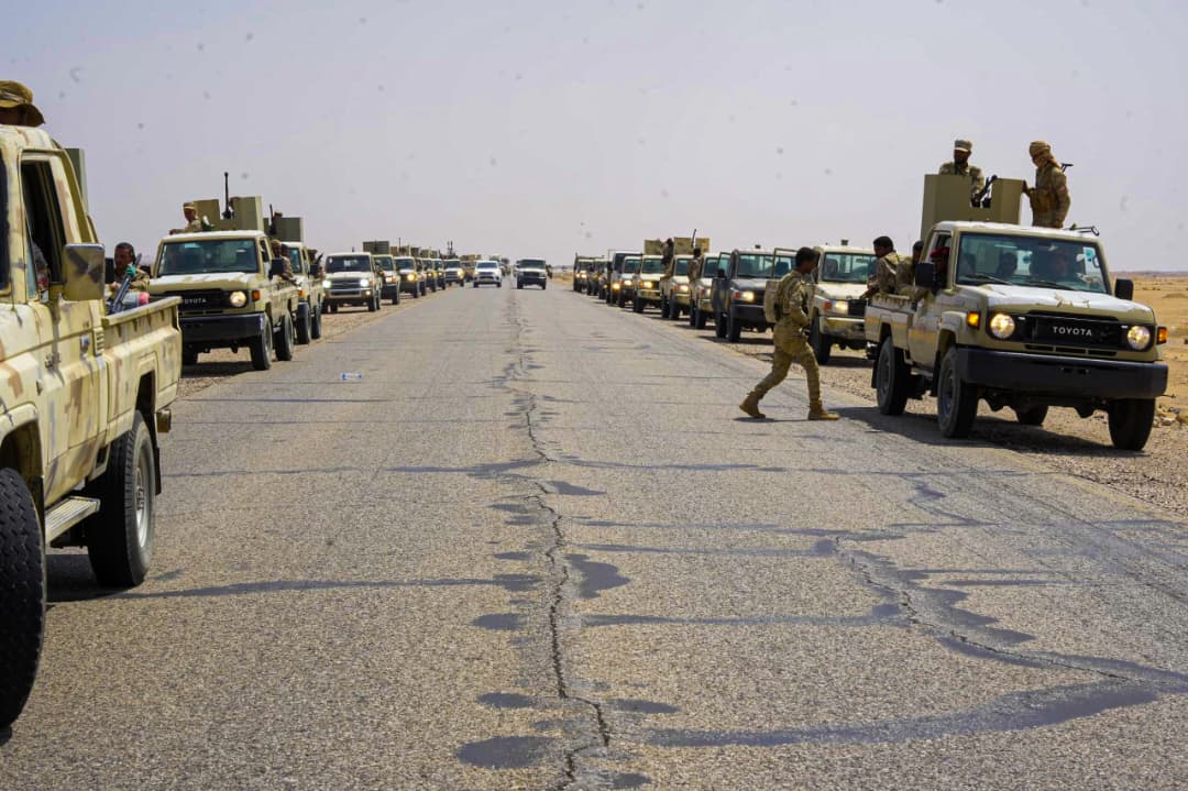 تعزيزات أمنية واسعة.. وصول قوات درع الوطن إلى عدن ضمن ترتيبات خاصة