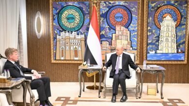 رئيس مجلس القيادة يشيد بموقف الأمم المتحدة الداعم لوحدة اليمن واستقراره وسلامة اراضيه 6