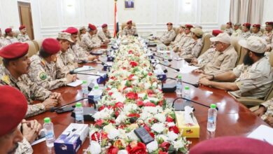 لقاء عسكري تشاوري في عدن يناقش ترتيبات تنظيم وتوحيد التشكيلات العسكرية 2