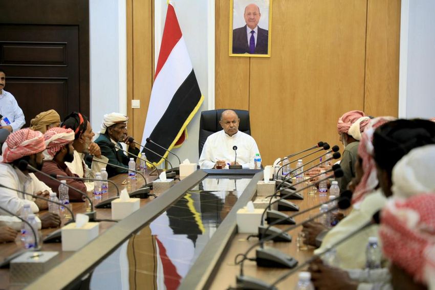 عضو مجلس القيادة محافظ حضرموت يؤكد اهتمام السلطة المحلية بالمديريات الصحراوية 1