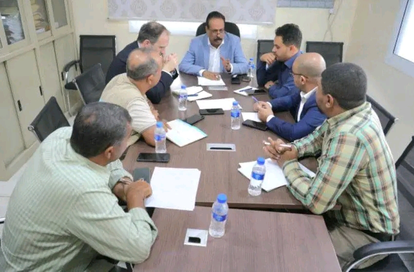 العقربي يبحث مع الـ (UNOPS) تعزيز التعاون المشترك في مشاريع البنية التحتية 1