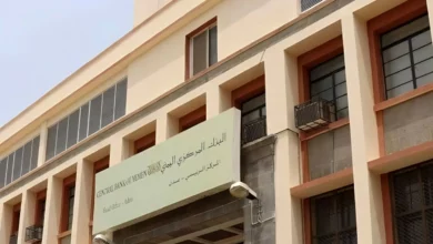 بعد سنوات من التوقف.. وزارات ومؤسسات حكومية تعود للتوريد عبر البنك المركزي بعدن 3