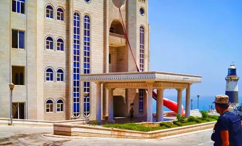 ترتيبات لوصول مجلس القيادة الرئاسي والحكومة إلى عدن 1