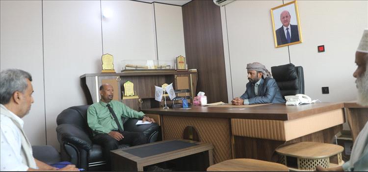 وكيل أول حضرموت يطّلع على الاحتياجات الأساسية لمديرية غيل بن يمين المكلا