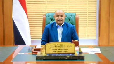 محافظ حضرموت يشيد بجهود صندوق تنمية المهارات وإذاعة المكلا ويستعرض آلية ضبط الأسعار 5