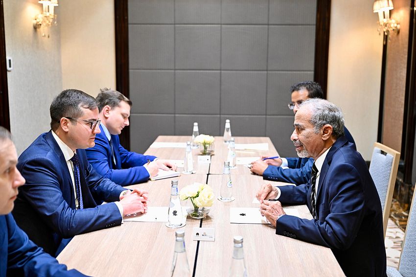 الفريق الصبيحي يبحث مع السفير الروسي المستجدات الوطنية ويثمن الجهود السعودية 1