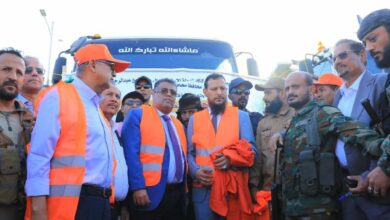 وزير الدولة محافظ عدن يدشن الحملة الشاملة للنظافة والتوعية 4