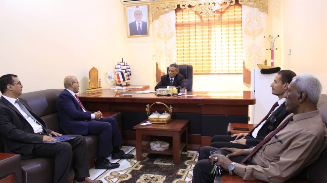 وزير التعليم العالي يناقش تحضيرات المؤتمر الدولي الأول للتحول الرقمي والتنمية المستدامة 1