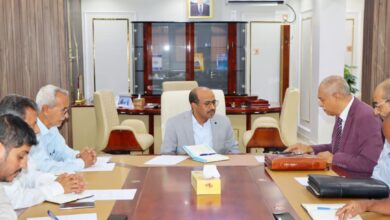 وزير النفط والمعادن يناقش نشاط مكتب المستشارين وخططه الاستراتيجية 3