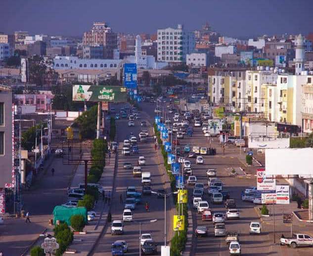 المرضى يدفعون الثمن.. ارتفاع كلفة المعاينة الطبية يثير سخط شعبي في المنصورة بعدن 1