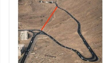 الطريق المتعرج بين المعلا وكريتر يصبح حديث صفحات الهندسة العالمية 3