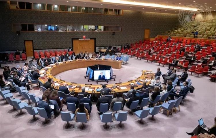 المبعوث الأممي يحذر من أزمة إنسانية متصاعدة في اليمن ويشيد بالإصلاحات 1