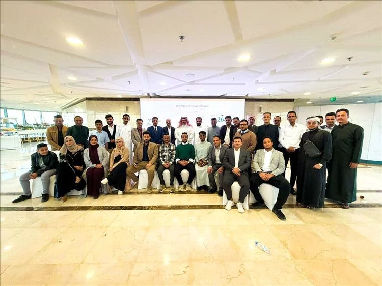 لقاء بالرياض يجمع آل جابر بوفد قناة«الجنوب اليوم» ورسالة دعم واضحة 1