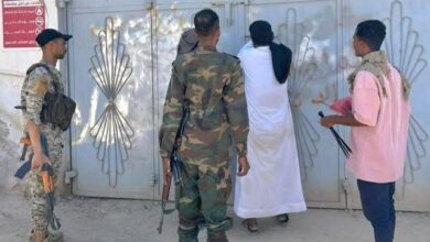 حملة رقابية في سيئون تضبط مخالفات بأسعار الغاز وتغلق محطات غير ملتزمة 3