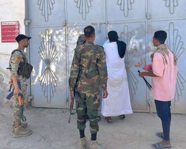 حملة رقابية في سيئون تضبط مخالفات بأسعار الغاز وتغلق محطات غير ملتزمة 1