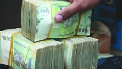 ضربة قاسية لمتلاعبي العملة.. الأسواق المحلية في عدن تعود للنشاط 3