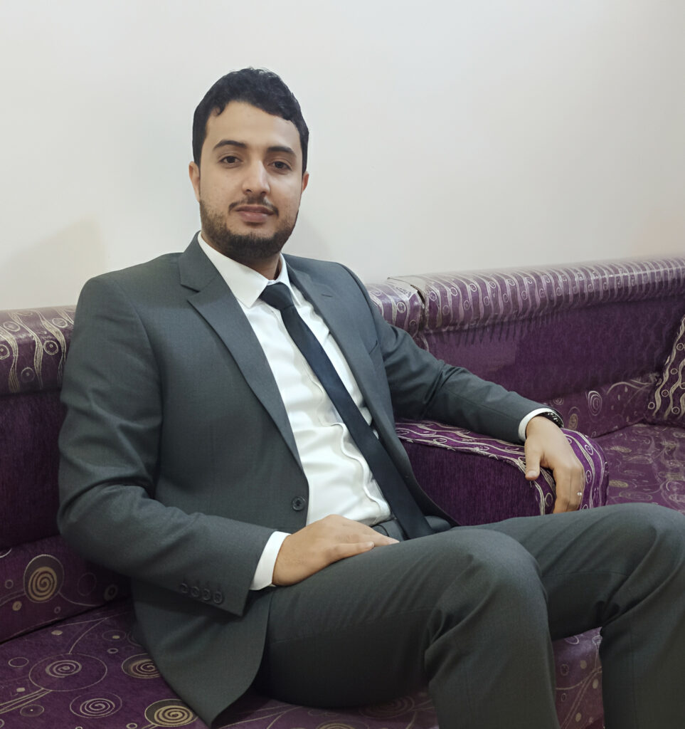 إعلامي يحذر: تكثيف الرقابة على الأسواق في عدن والمحافظات المجاورة ومساءلة قانونية للمخالفين